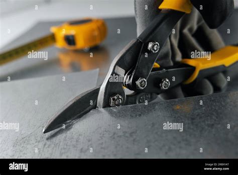 cutting sheet metal with tin snips|where to buy tin snips.